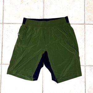 LULULEMON Mens Fitness Shorts ~ Medium